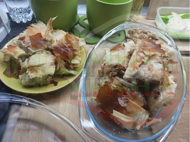 Различноплънкова баница 