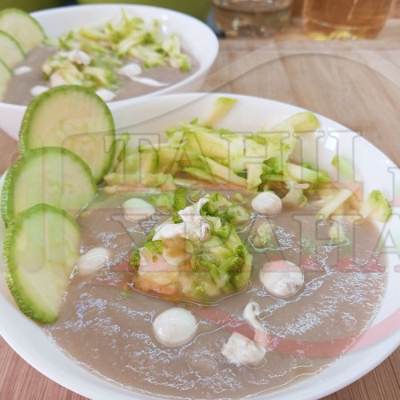 Българска бозова сурова сладка супа 