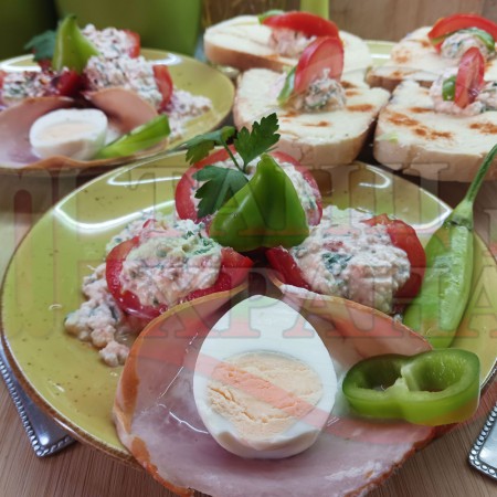 Българска сурова салата 