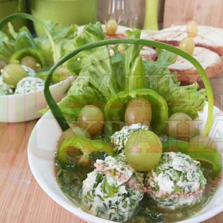 Българска студена сурова сладко солена супа 