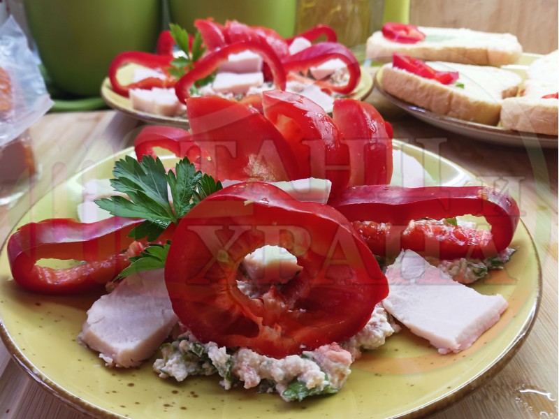 Българска сурова салата 