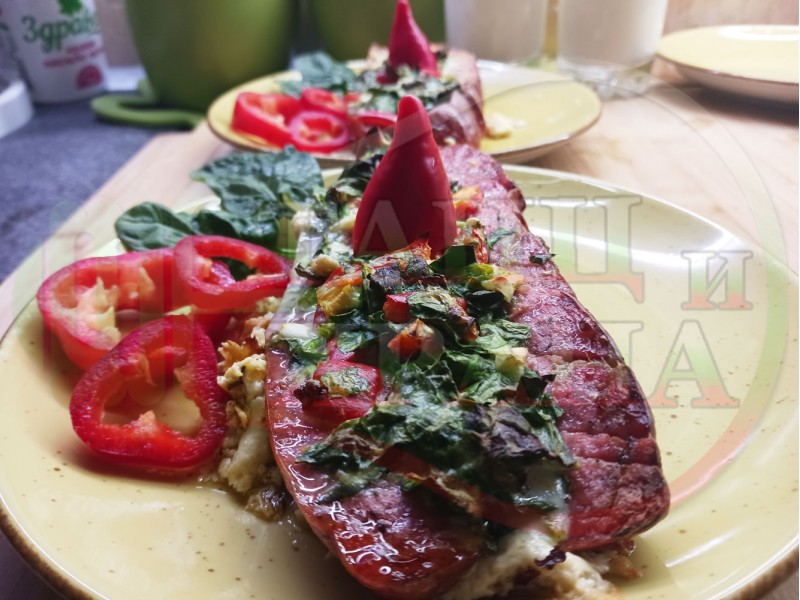 Българска пълнена родопска наденица 