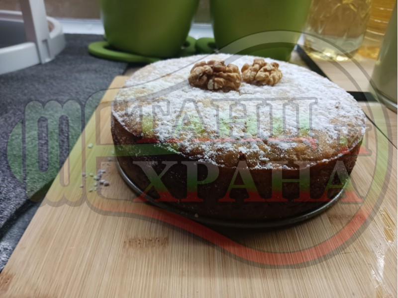 Копривна хлебна сладка торта 