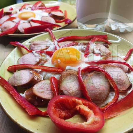 Българска яйчена слънчева закуска 