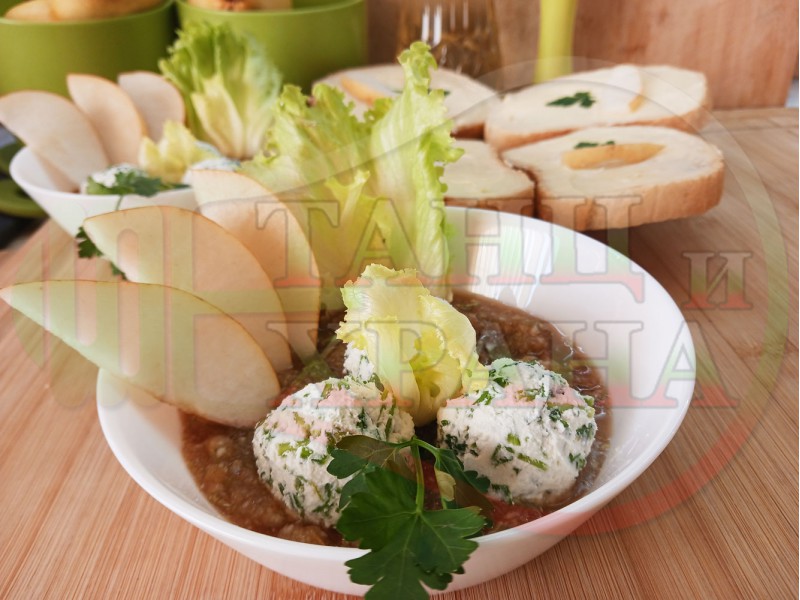 Българска плодова сурова супа 