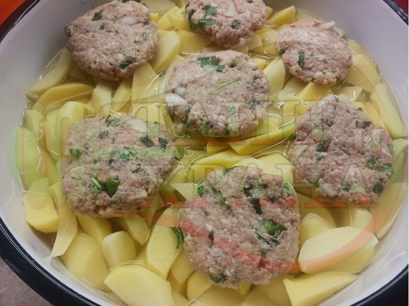 Кюфтета от овкусена кайма 
