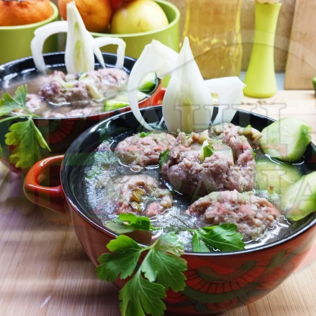 Българска леща с мини кюфтенца 