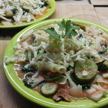 Спанакови къси макарони 