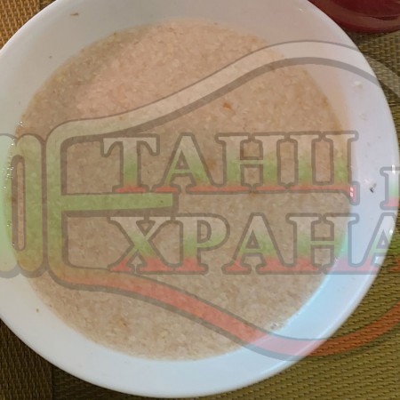Българска традиционна орехова чеснова студена супа 