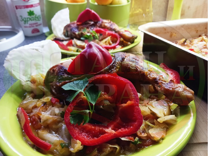 Пиле със зеле 