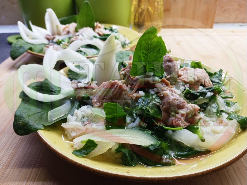 Българска спаначена яхния 