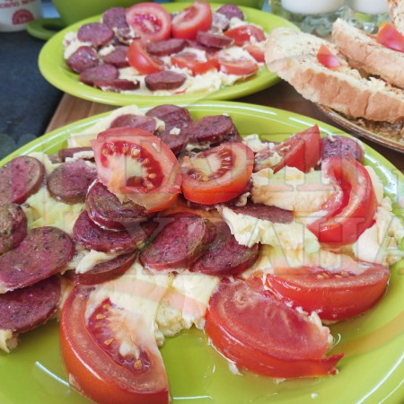 Българска яйчена закуска 