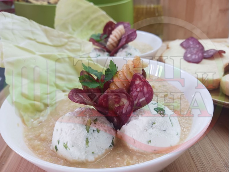 Българска зелева сурова супа 