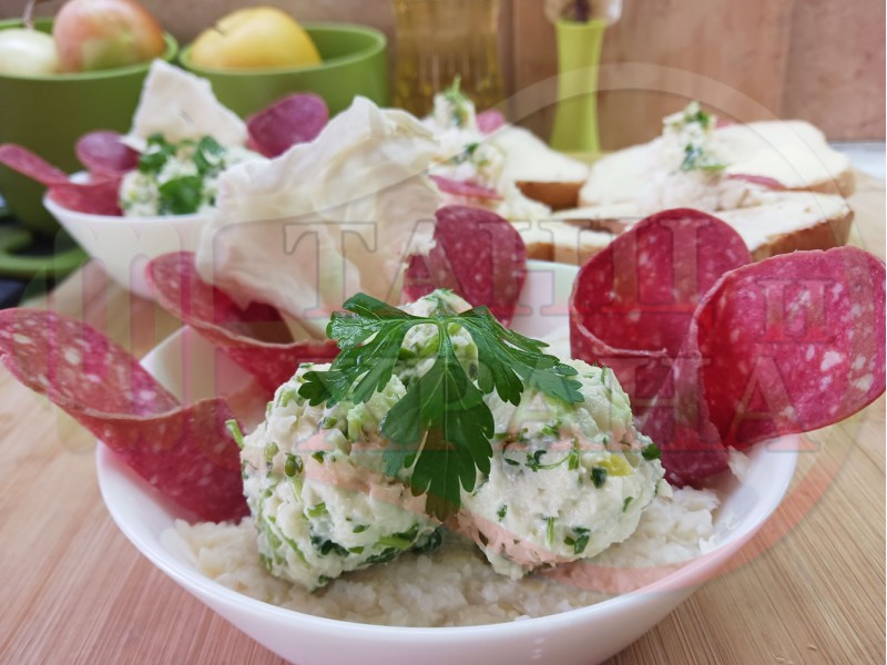 Българска студена сурова гъста супа 